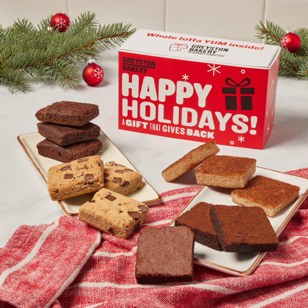 Snack Size - Petite Sweet Sampler 12 PCS Brownie Gift Box