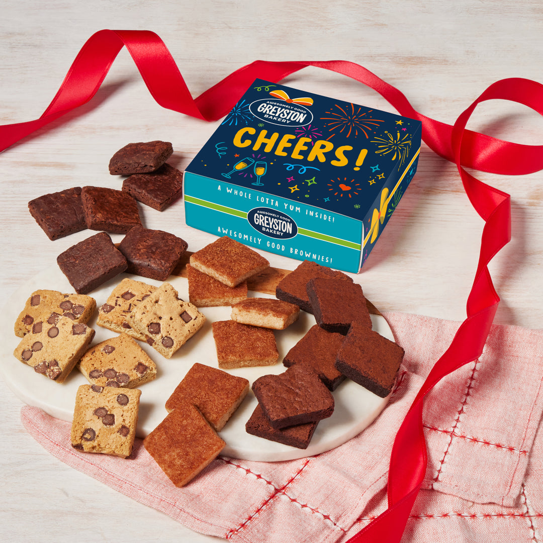 Snack Size Brownie & Blondie Mix 24 PCS Gift Box